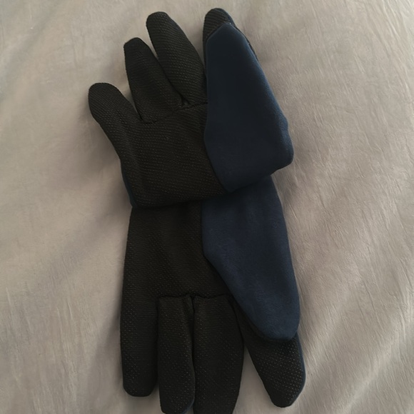 NWT West Virginia Utility gloves - Picture 2 of 2